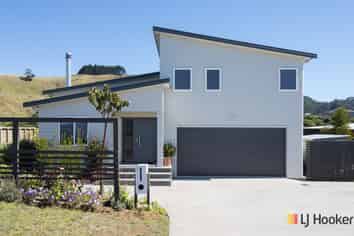 44 Browns Drive, Waihi Beach
