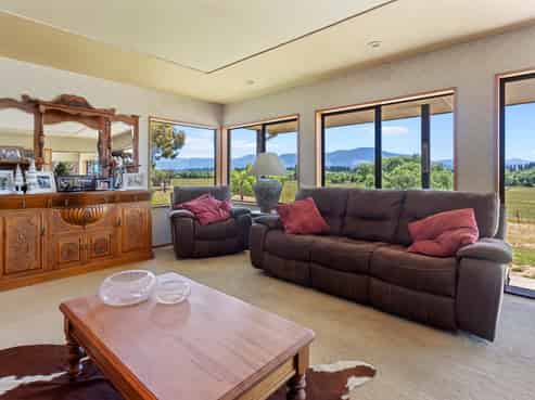 230 Cottles Road, Cust