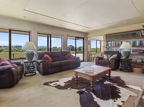 230 Cottles Road, Cust