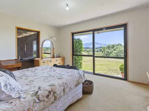 230 Cottles Road, Cust