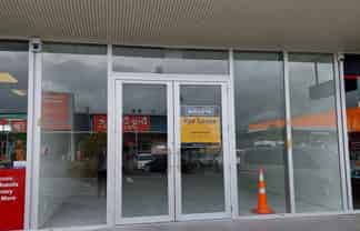 Right in Fashion Island