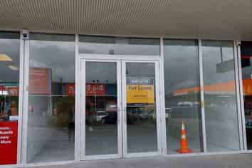 Right in Fashion Island