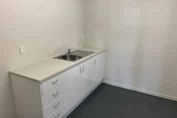 180M² STODDARD RETAIL