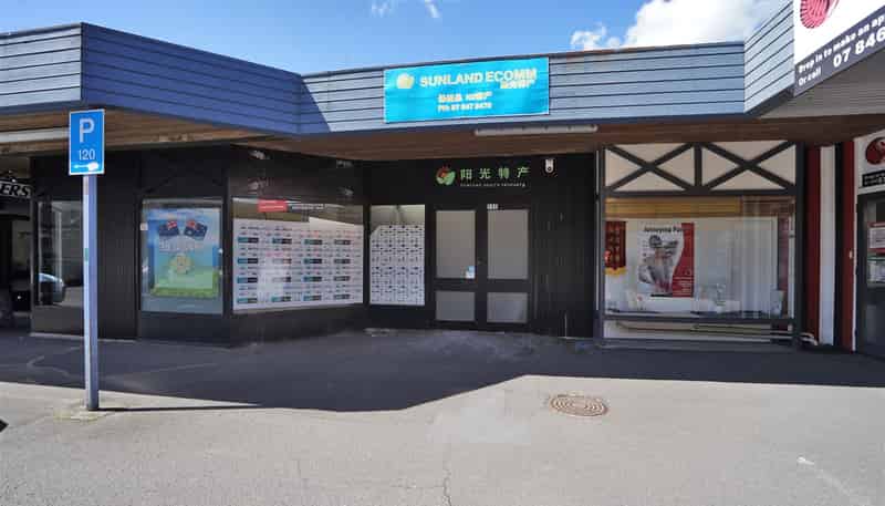 E/25 Whatawhata Road, Dinsdale