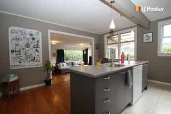 414 Stuart Street, Roslyn