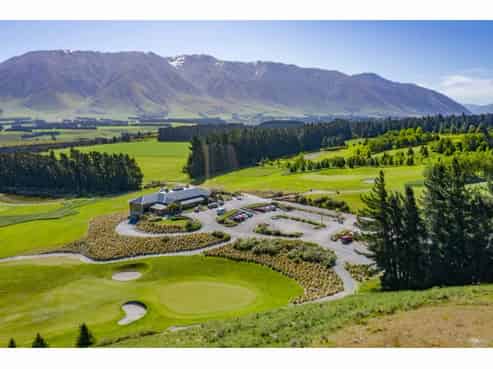 623 Coleridge Road, Windwhistle