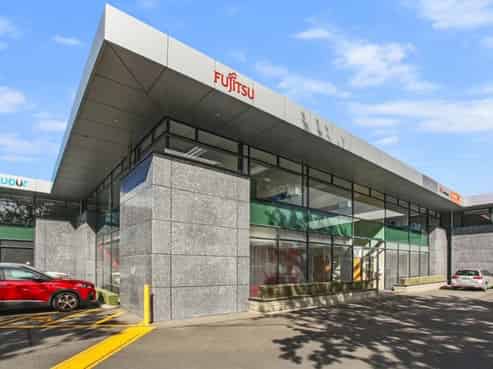 Great location! Great fit out!