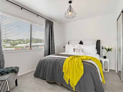 83 Brightside Road, Stanmore Bay