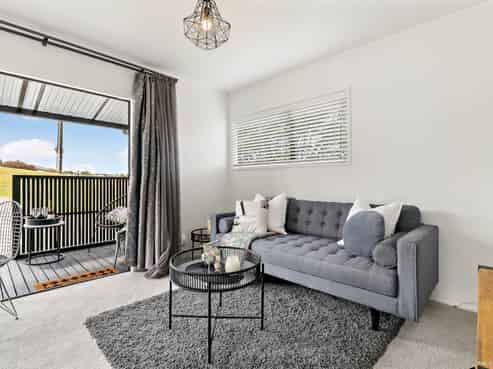 83 Brightside Road, Stanmore Bay