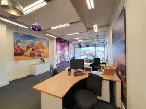 Sought after retail/office location