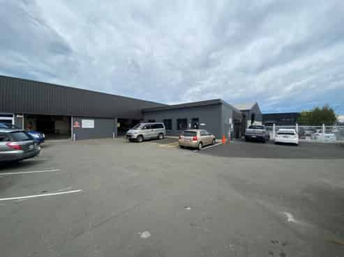 Central location - Sydenham industrial