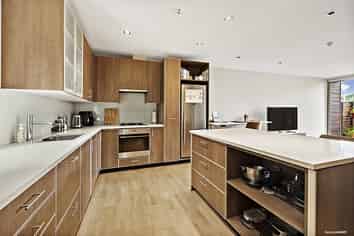 H104/326 Evans Bay Parade, Hataitai