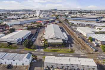 Wiri - Warehouse/Office