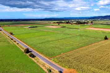 141A McCracken Road, Edgecumbe