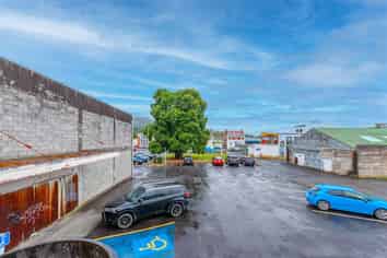 Large Space And Prime Location