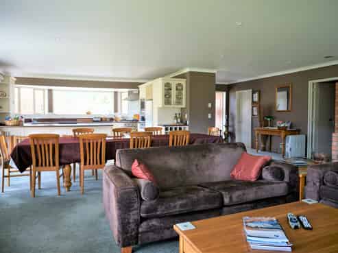 Bargain Freehold Lifestyle in Fox Glacier