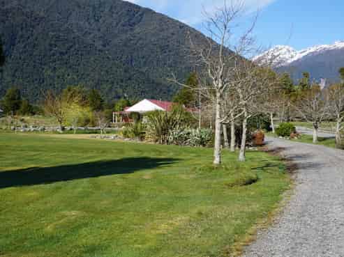 Bargain Freehold Lifestyle in Fox Glacier