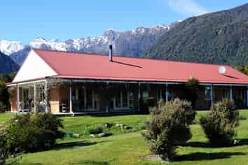 Bargain Freehold Lifestyle in Fox Glacier