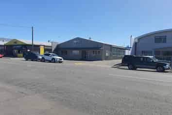 Tidy Warehouse, Offices and Yard