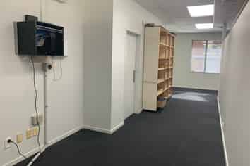 SMALL OFFICE - CONSTELLATION DRIVE