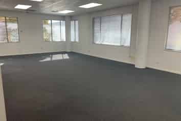 SMALL OFFICE - CONSTELLATION DRIVE