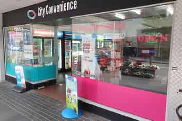 Retail On The Flat For Lease