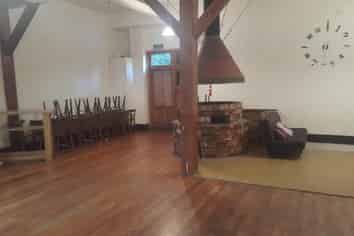 Metro Plaza Shop For Lease