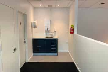 Tidy Warehouse/Office Unit