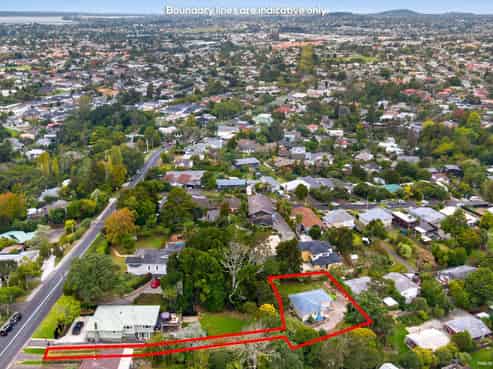 28 West Lynn Road, Titirangi