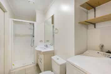 B504/176 Broadway, Newmarket