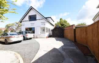 88 Grove Street, Saint Kilda