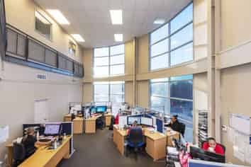 Freehold modern investment with quality tenant