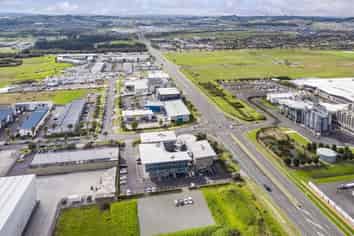 Freehold modern investment with quality tenant