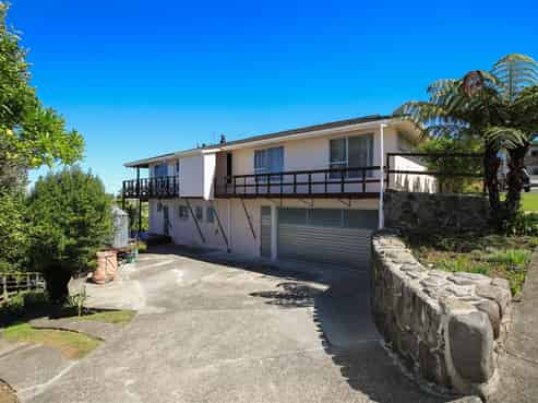 105 Marie Place, Thames