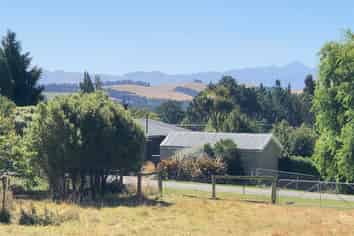 35 Oxford Street, Waikari