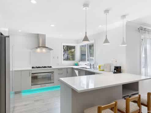 10 Melba Street, Beach Haven