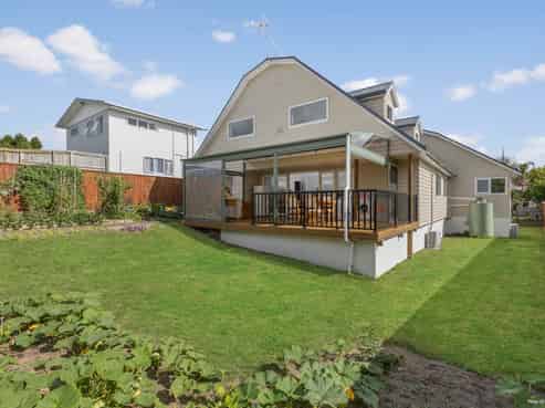 10 Melba Street, Beach Haven