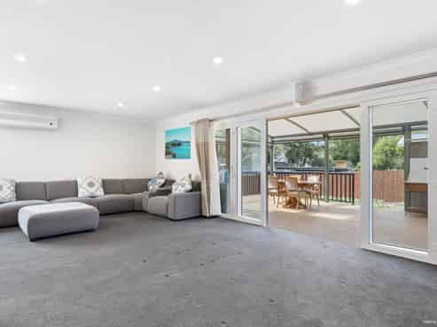 10 Melba Street, Beach Haven