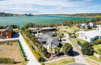 26 Dune View Drive, Mangawhai