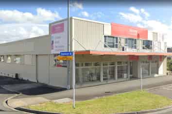 Multi-Use Commercial Space