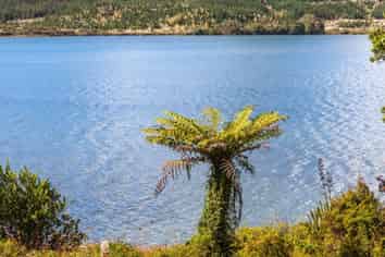 237 Opoutere Road, Opoutere