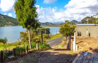 237 Opoutere Road, Opoutere