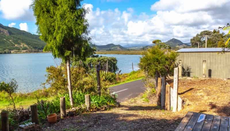 237 Opoutere Road, Opoutere