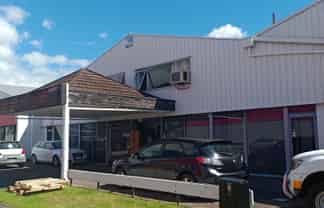 Merchants Planning a Move in Early 2022?