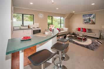 a/799 Beach Road, Browns Bay