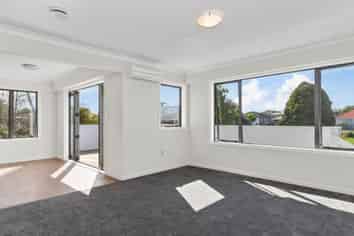 1219/1221 Cameron Road, Gate Pa