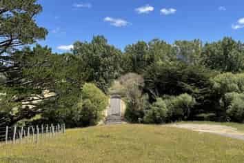 28 North Road, Mauriceville