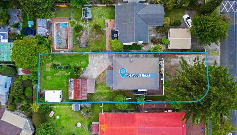 14 Yeovil Road, Te Atatu Peninsula