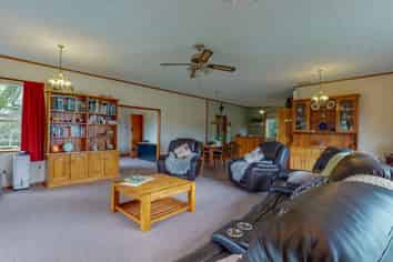 114 Hubbard Road, Paeroa