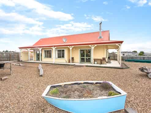 15 Forest View Road, Little River